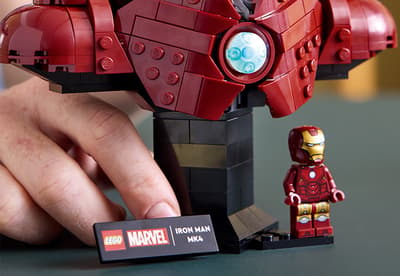 LEGO Marvel exponat de colectie Iron Man MK4