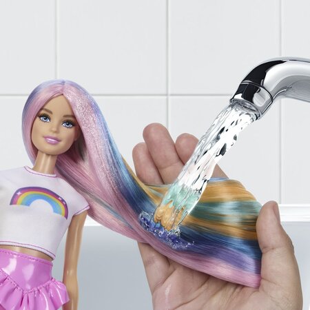 Papusa Barbie cu par stralucitor curcubeu, 3 ani+, Mattel 784685