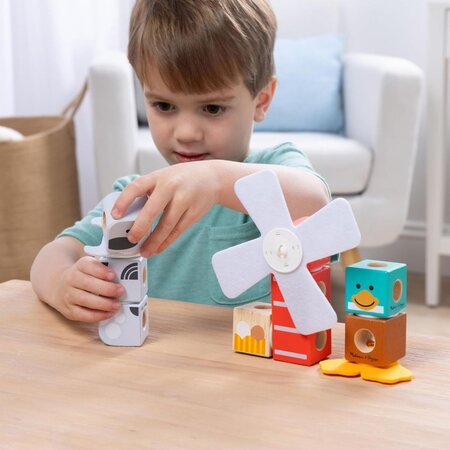 Set de constructie din lemn, Prietenii de la Ferma, +2 ani, 16 piese, Melissa & Doug 785561