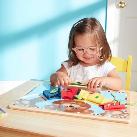 Set de joaca din lemn, Abilitati de baza, +3 ani, 1 bucata, Melissa & Doug 785662