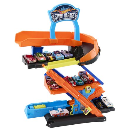 Transformarea garajului de cascadorii cu masinuta inclusa, 4 ani+, Hot Wheels City 787082