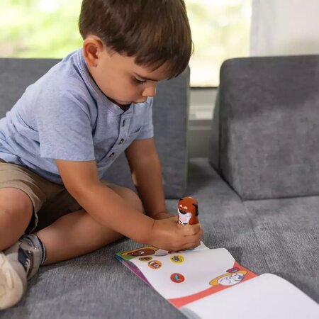 Set de joaca cu autocolante si stampila, Catelus, 3 ani+, Melissa and Doug 794715