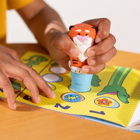 Set de joaca cu autocolante si stampila, Tigru, 3 ani+, Melissa and Doug 794771