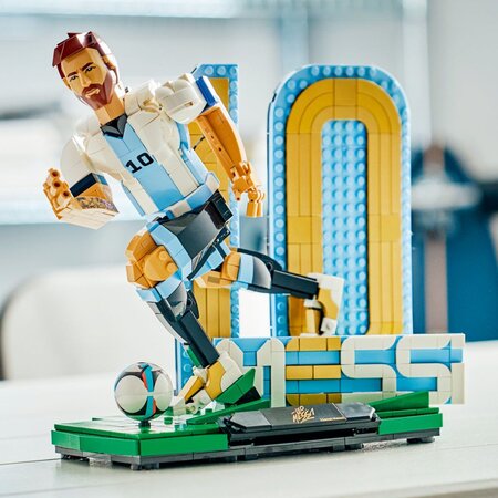 Lionel Messi  Legenda a fotbalului, 12 ani +, 43015, 958 piese, Lego 794846