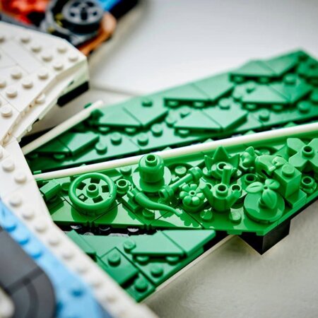Lionel Messi Sarbatorire, 14 ani+, 43018, 1427 piese, Lego 794953