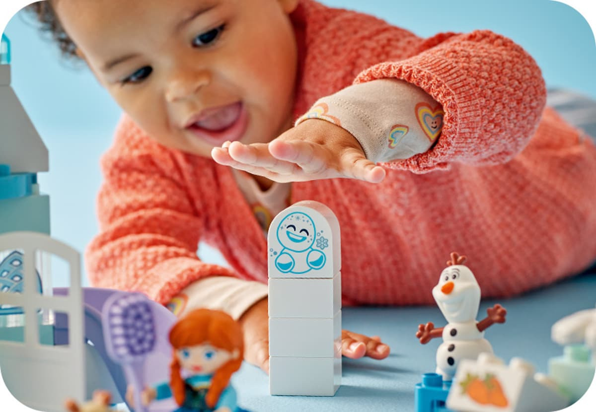 LEGO DUPLO Disney Olaf si caramida decorativa