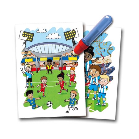 Carte de colorat reutilizabila cu apa Water Magic, Meci de fotbal, 3 ani+, Galt 797182