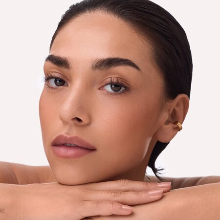 Creion pentru conturul buzelor BlurReal Lip Shaper, 030 Defined, 0.8 g, Catrice 810174