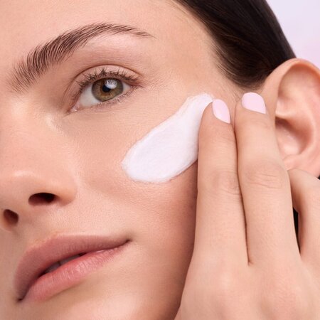 Primer pentru fata cu  SPF 25 Flawless Fusion DualPhase, 010 Smooth Radiance, 20 ml, Catrice 810580