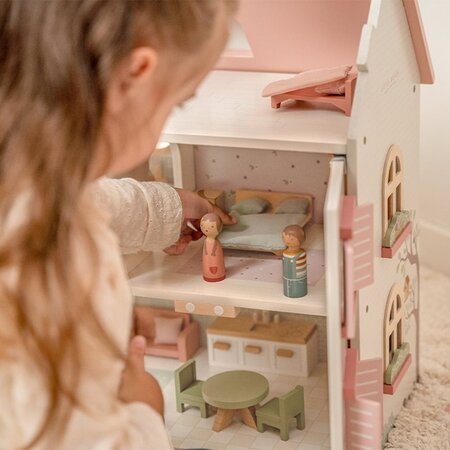 Casuta de papusi cu mobilier din lemn, 3 ani+, 1 bucata, Little Dutch 812347