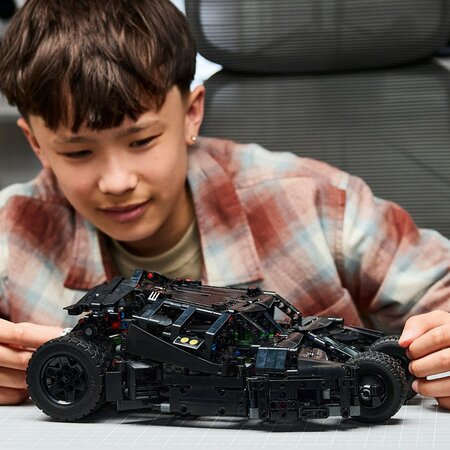 Batmobile Tumbler Technic, 42239, + 12 ani, 719 piese, Lego 815242