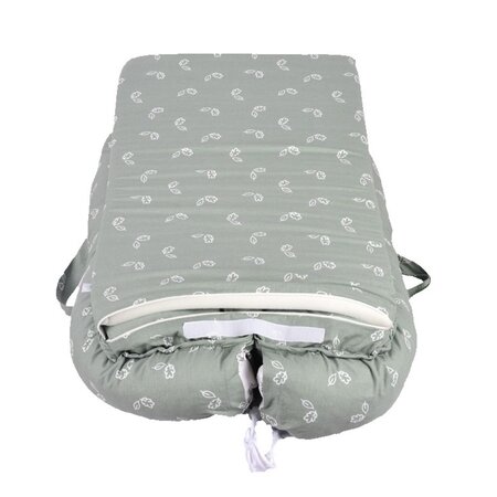 Co-sleeper Nest antiregurgitare, Tiny Leaves, 0-6 luni, Sevibebe 815394