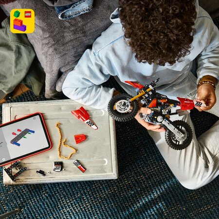 Motocicleta Ducati Desmo450 MX, versiunea de uzina, 42238, + 10 ani, 457 piese, Lego 815536