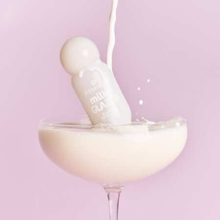 Balsam de buze Milky Glazed, Nuanta 01 Sheeriously Creamy, 4 ml, Essence 821650