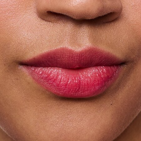 Creion contur pentru buze Lip Marker Juicy Tint, Nuanta 04 Raspberry Rush, 3.5 ml, Essence 822048