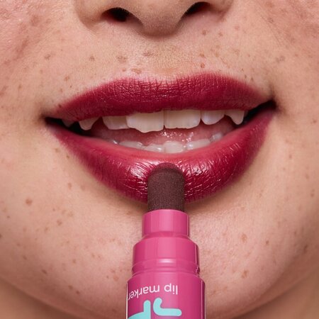 Creion contur pentru buze Lip Marker Juicy Tint, Nuanta 05 Plum Party, 3.5 ml, Essence 822068