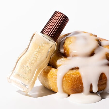 Luciu de buze Autumn Delights Sweet Treat, C01 Tasty Cinnamon Bun, 8.5 ml, Catrice 822731