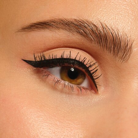 Tus de ochi extra rezistent la apa si transfer Eyeliner Pen, 01 Black, 1.2 ml, Essence 823461