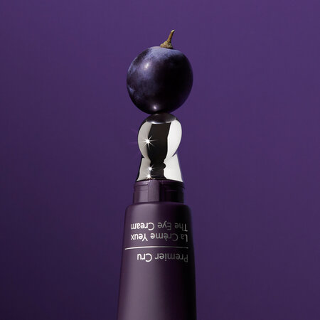 Crema anti-imbatranire pentru conturul ochilor Premier Cru, 15 ml, Caudalie 824358