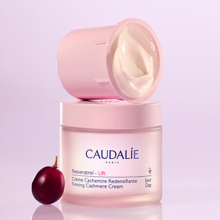 Rezerva pentru crema de fermitate cu textura cashmere Resveratrol-Lift, 50 ml, Caudalie 824444