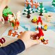 Set de constructie Calendar de Advent, Lumea lui Mos Craciun, 5 ani+, 600 piese, Plus-Plus 825244
