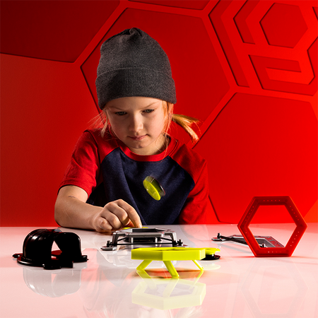 Joc de lansare magnetica Magshuto Stunt Park 15 provocari, 6 ani+, Fat Brain 825608
