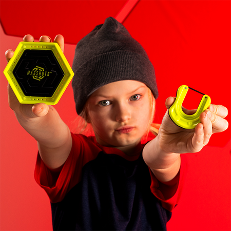 Joc de lansare magnetica Magshuto Stunt Park 15 provocari, 6 ani+, Fat Brain 825610