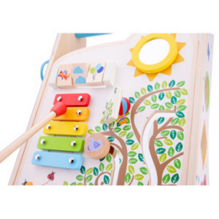 Premergator cu activitati, New Classic Toys 469409