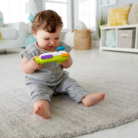 Controler interactiv in limba romana, 6-36 luni, Fisher Price 485640