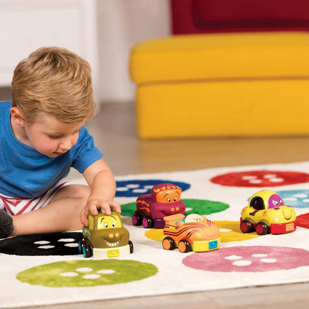 Set 4 masinute moi, + 1 an, BToys 483626