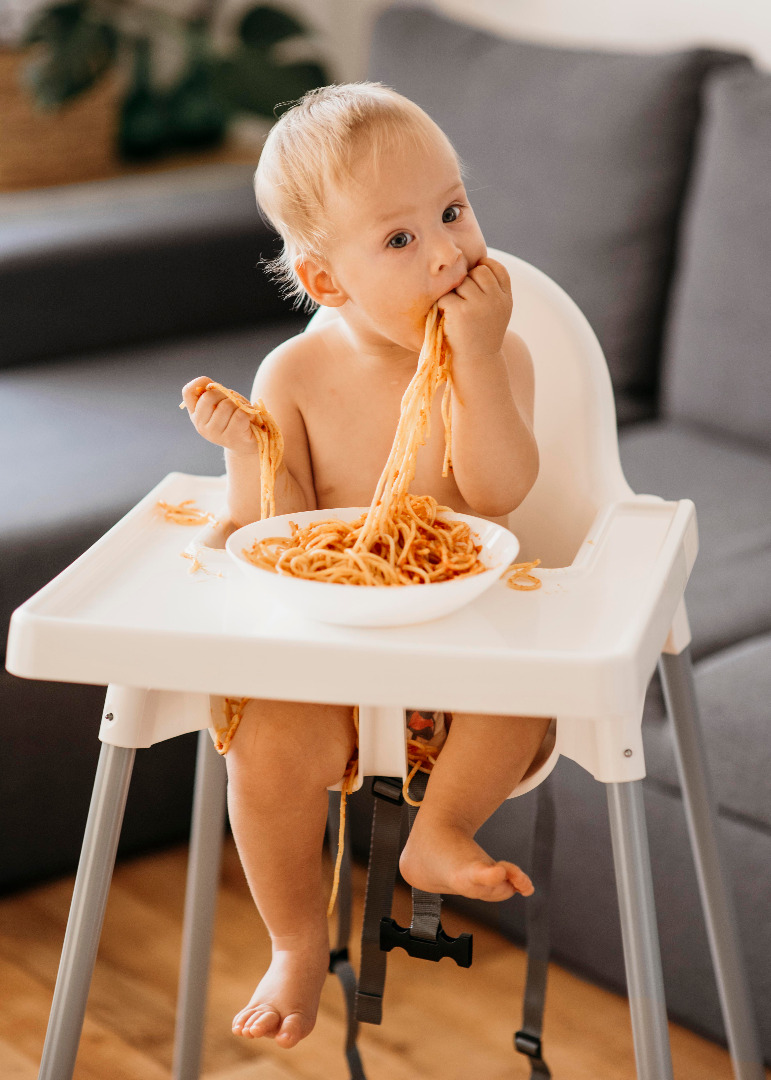 Tipuri scaun de masa bebe