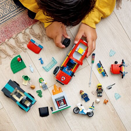 Stingere de incediu si urmarire politista Lego City, +5 ani, 60319, Lego 495795