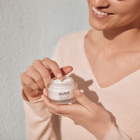 Crema cu acid hialuronic 24/7 Time to Hydrate, 50 ml, Ahava 685569