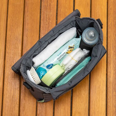 Geanta multifunctionala 2 in 1 cu aleza pentru scutece, Reer 531908