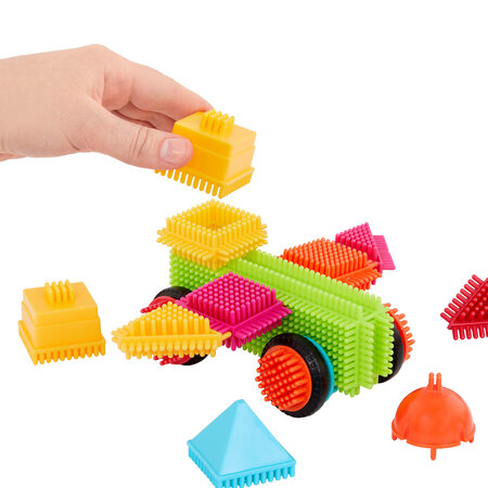 Set 80 cuburi de construit senzoriale Bristle Blocks, Verde, 2 ani+, Battat 819441
