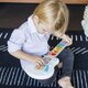 Jucarie muzicala Chitara cu animalute, + 12 luni, Baby Einstein 532613
