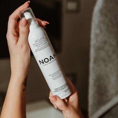 Spuma de par modelatoare cu ulei de argan, 250 ml, Noah 720052