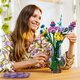 Buchet cu flori de camp Lego Icons, +18 ani, 939 de piese, Lego 550459