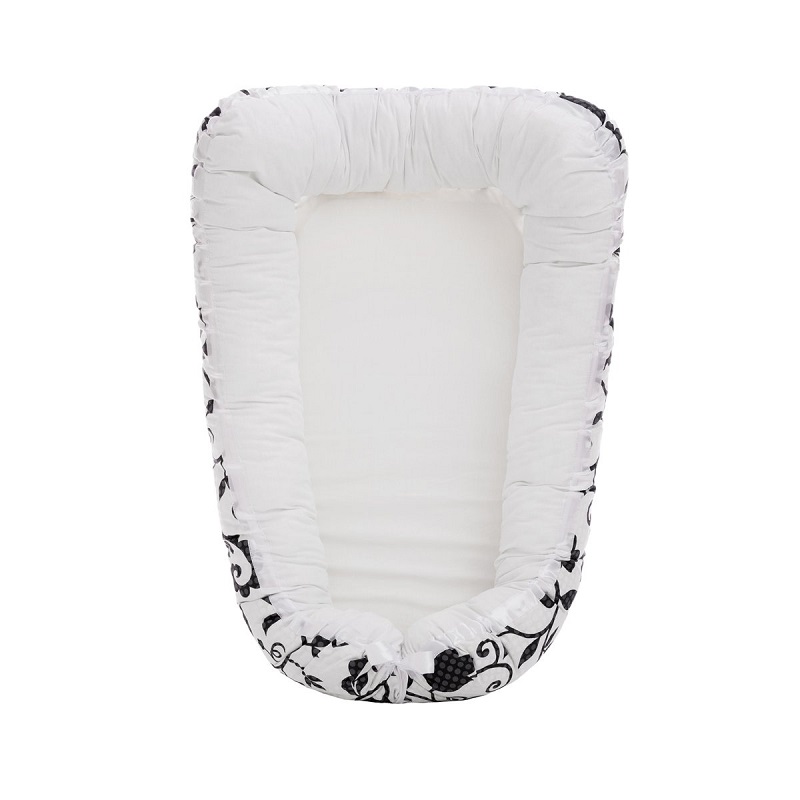 Cosulet pentru bebelusi cu doua fete, Negru cu imprimeu, Baby Nest 001, Twindeco