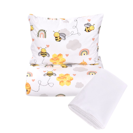 Set lenjerie cu 3 piese pentru patut + protetectie impermeabila
