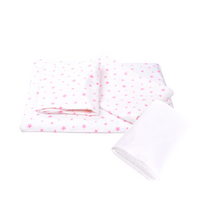 Set lenjerie cu 3 piese pentru patut + protetectie impermeabila, 120x60 cm, Stelute Roz, Fic Baby