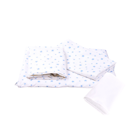 Set lenjerie cu 3 piese pentru patut + protetectie impermeabila, 120 x 60 cm, model Stelute Bleu, Fic Baby
