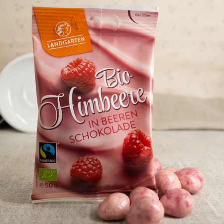 Zmeura si fructe de padure invelite in ciocolata Bio, 50 g, Landgarten 581148