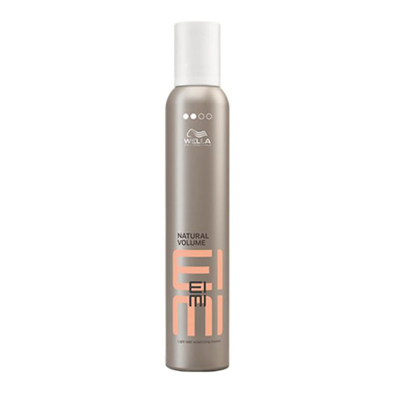 Spuma pentru volum cu fixare flexibila EIMI Natural Volume, 300 ml, Wella Professionals