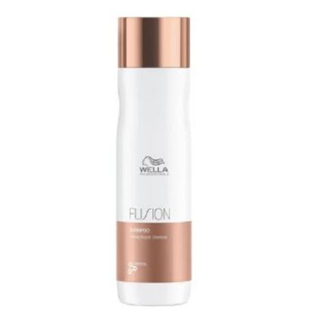 Sampon pentru par degradat EIMI Care Fusion, 250 ml, Wella Professionals