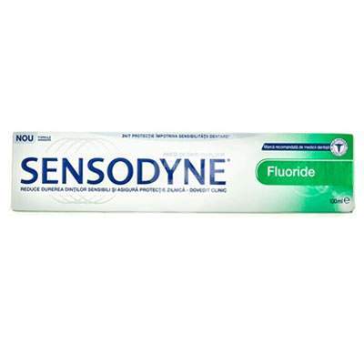 Oferta Pachet Pasta de dinti Fluoride si Periuta de dinti Medium, 100 ml, Sensodyne